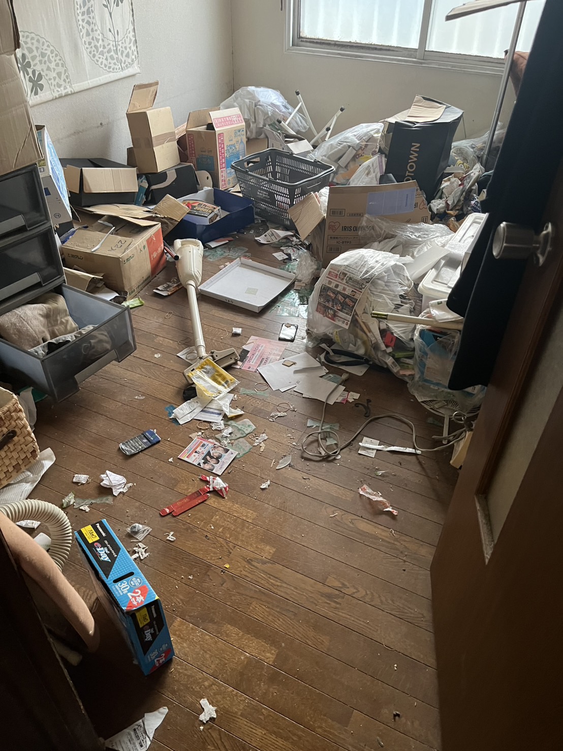 室内 不用品回収前